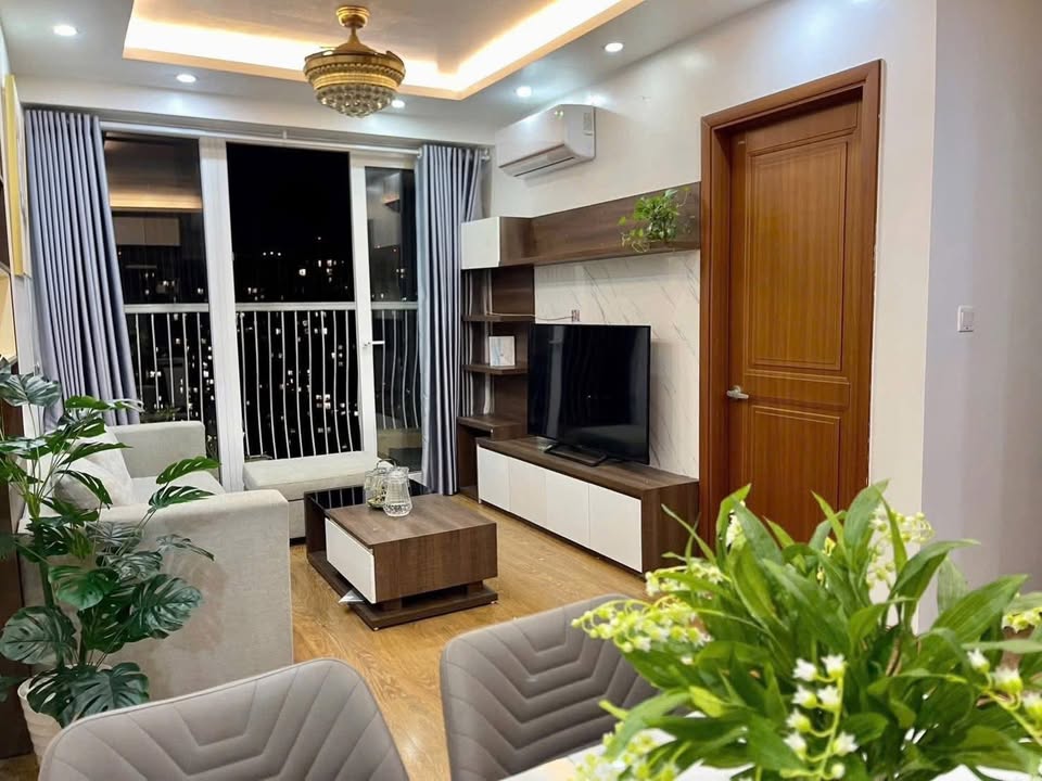 Căn hộ Gemek 2, Hoài Đức 2PN giá 9 triệu - Nội thất đầy đủ, view Đông Nam!