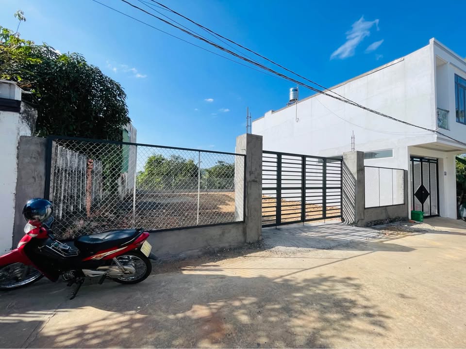 Đất hẻm cấp 1 Nay Thông Buôn Ma Thuột 252m² giá 4.XX tỷ - Cơ hội đầu tư tuyệt vời!