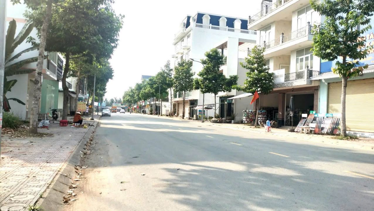 Đất thổ cư mặt tiền đường Nguyễn Công Bình, 115m² giá 4.9 tỷ - Thương lượng hấp dẫn!