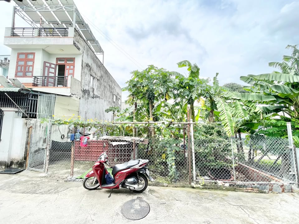 Bán đất Dĩ An 576,6m² giá 12.999 tỷ - Vị trí trung tâm hành chính sầm uất!