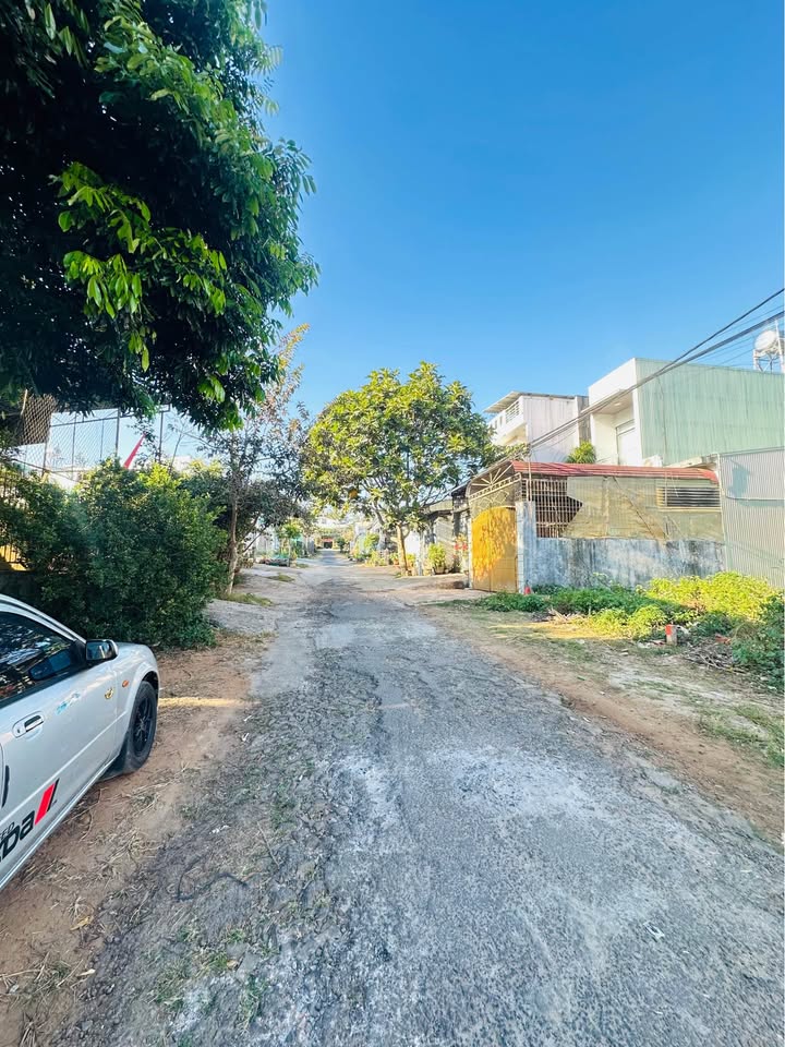 Lô đất 1440m² Hẻm 17 Lê Đình Chinh, P. Hoa Lư - Giá chỉ 2 tỷ, đầu tư sinh lời!