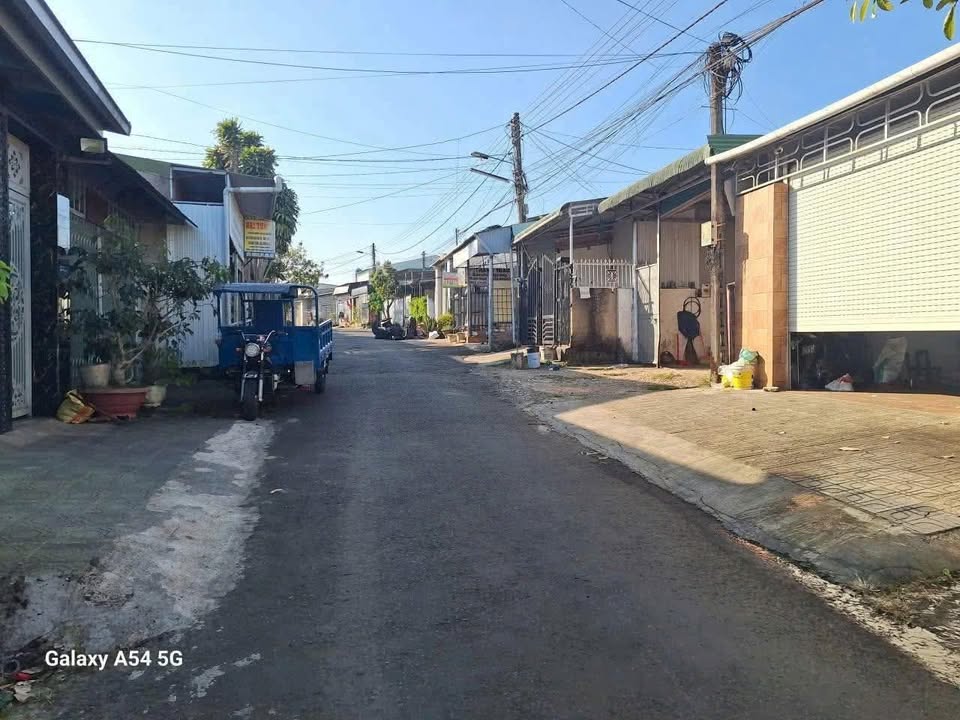 Đất thổ cư Hẻm Bùi Thị Xuân, Bảo Lộc 300m² giá 3.3 tỷ - Đầu tư sinh lời ngay!