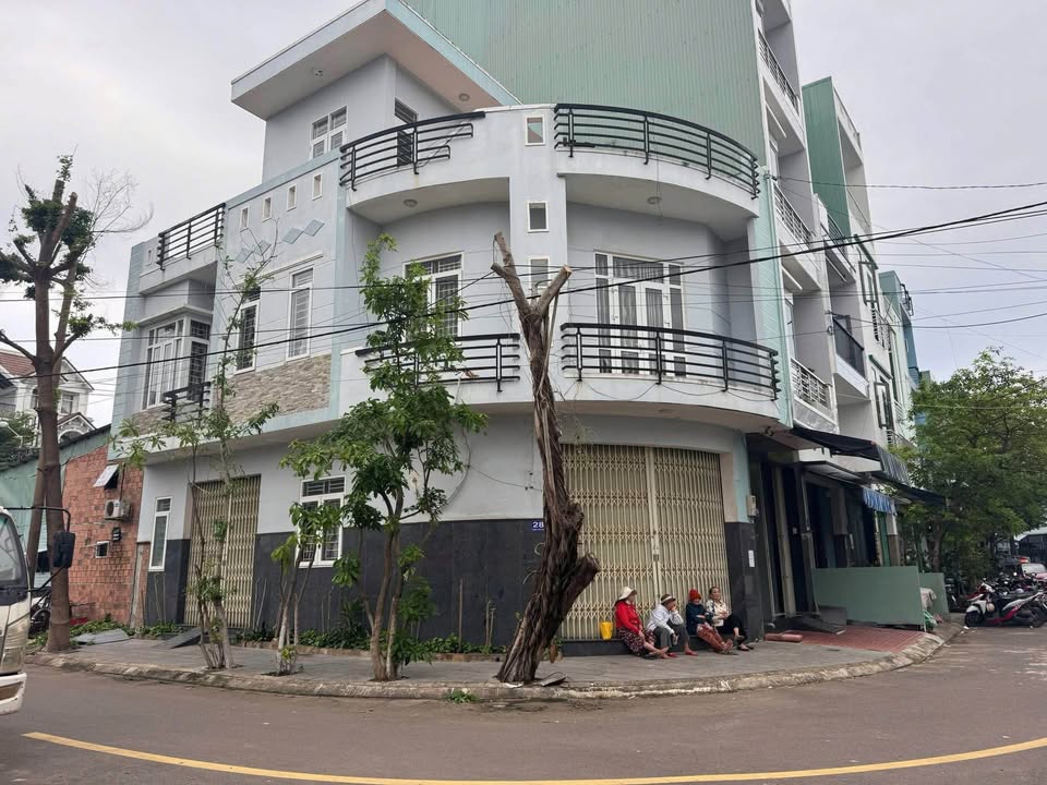 Nhà góc mặt tiền khu HAGL Quy Nhơn 61.5m² giá 5.4 tỷ - Đầu tư sinh lời ngay!
