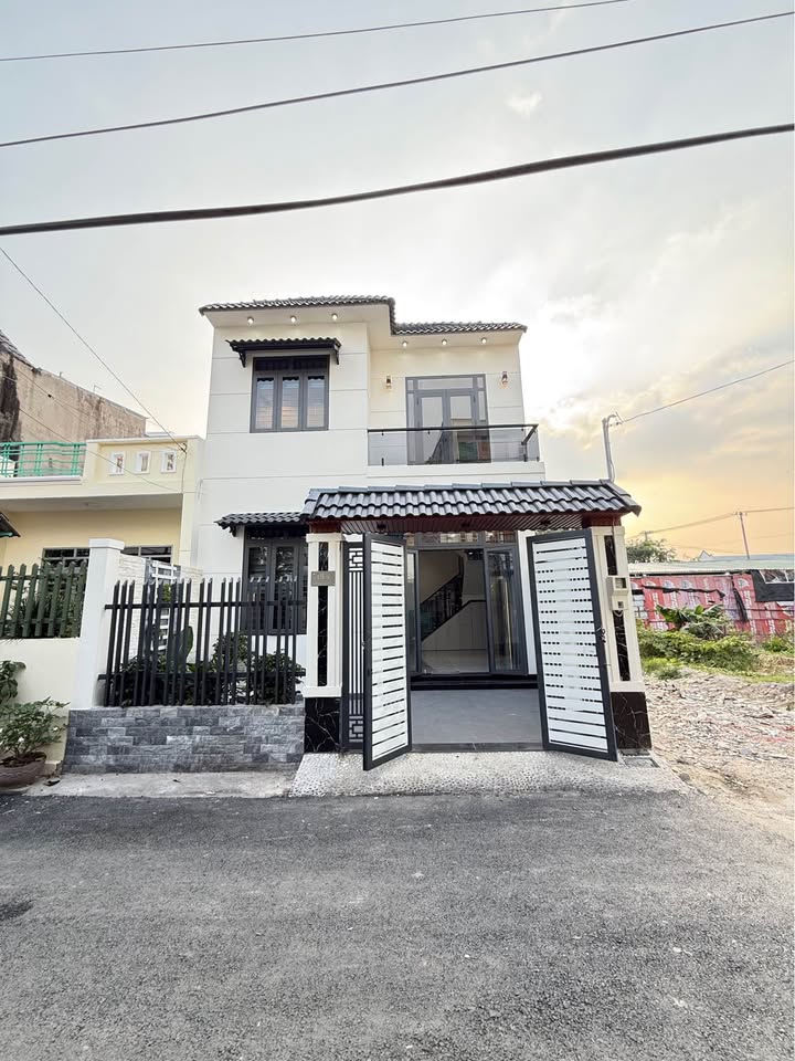 Biệt thự Townhouse 102m² tại Đông Thạnh, Quận 12 - Nhà mới, Full nội thất chỉ 6.25 tỷ!