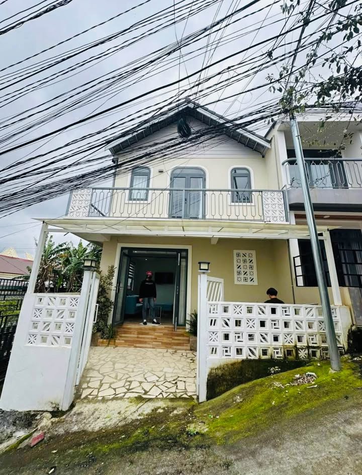 Nhà hẻm chợ Đào Duy Từ Đà Lạt 70m² giá 2.7 tỷ - Sẵn sàng vào ở ngay!