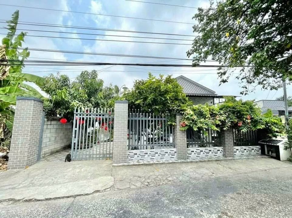 Nhà mặt tiền Nguyễn Thị Định, TP Rạch Giá 385m² giá 3 tỷ - Chính chủ bán gấp!