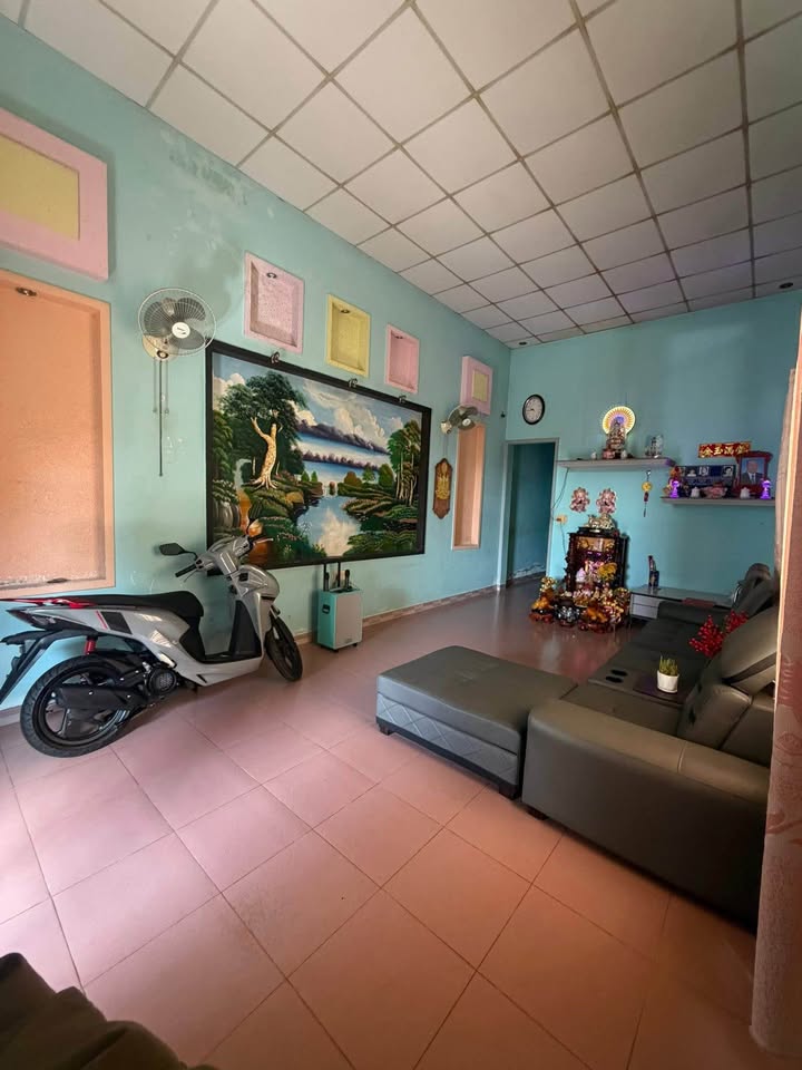 Nhà mặt tiền Nơ Trang Guh, Buôn Ma Thuột 325m² giá 5 tỷ - Cơ hội đầu tư tuyệt vời!