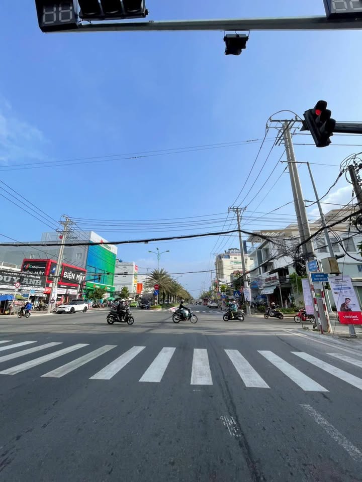 Nền đất thổ cư Nguyễn Tất Thành Cà Mau 91m² giá 8.3 tỷ - Tiềm năng kinh doanh lớn!