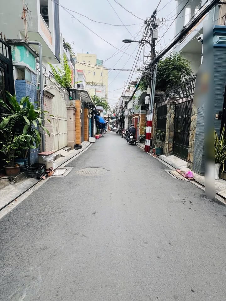 Nhà phố Bàu Cát Tân Bình 66m² giá thỏa thuận - Đầy đủ tiện ích sống!