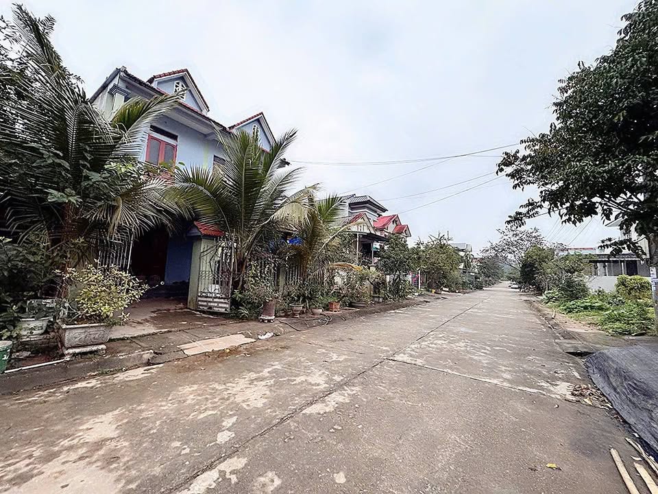 Đất thổ cư TDC Thanh Hùng 200m² giá 3 tỷ - Vị trí đẹp, thuận tiện giao thông!