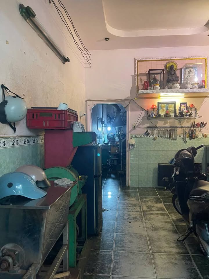 Nhà riêng Hàn Hải Nguyên, Quận 11, 352m² giá 5.999 tỷ - An ninh, thoáng mát!