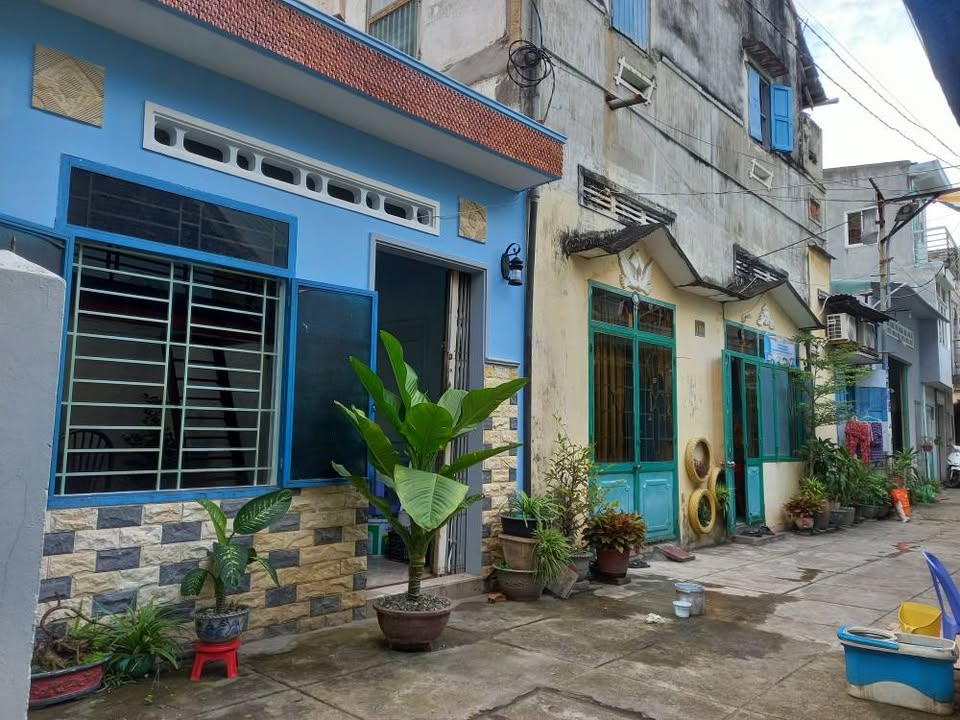 Nhà bán Huyện Phù Cát 20m² giá 890 triệu - Gần trung tâm thành phố!