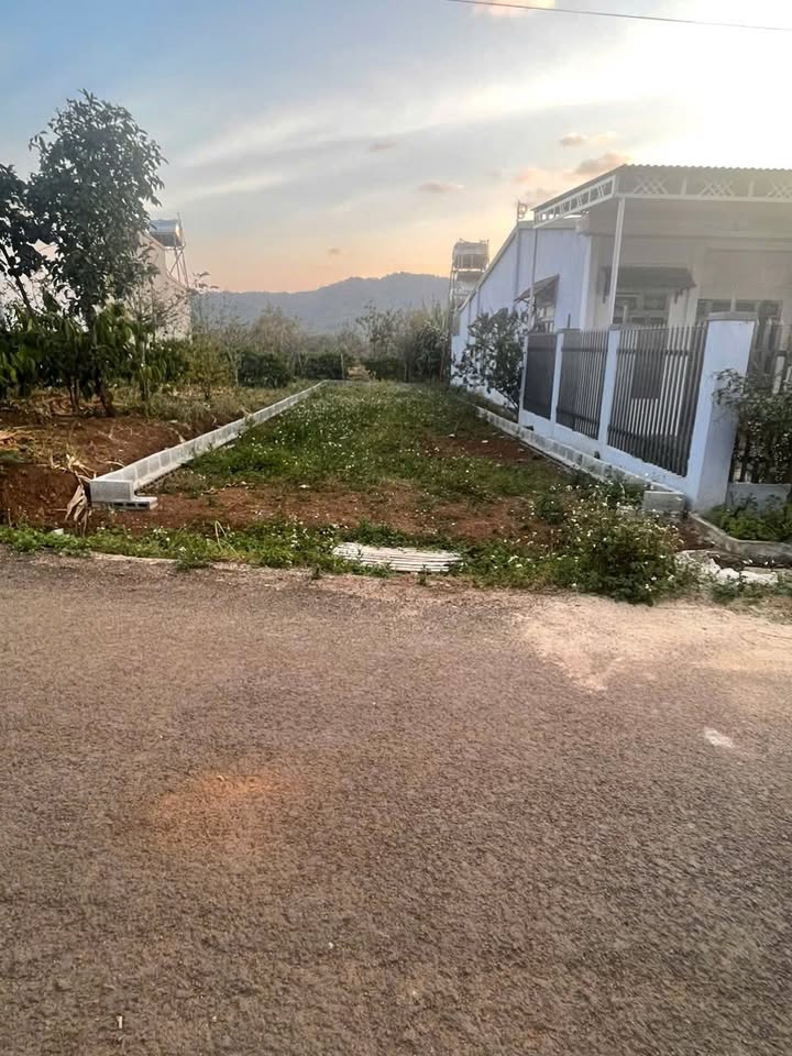 Đất nền khu nhà phố Cư Êbur 180m² giá 1.1 tỷ - Đầu tư sinh lời ngay!