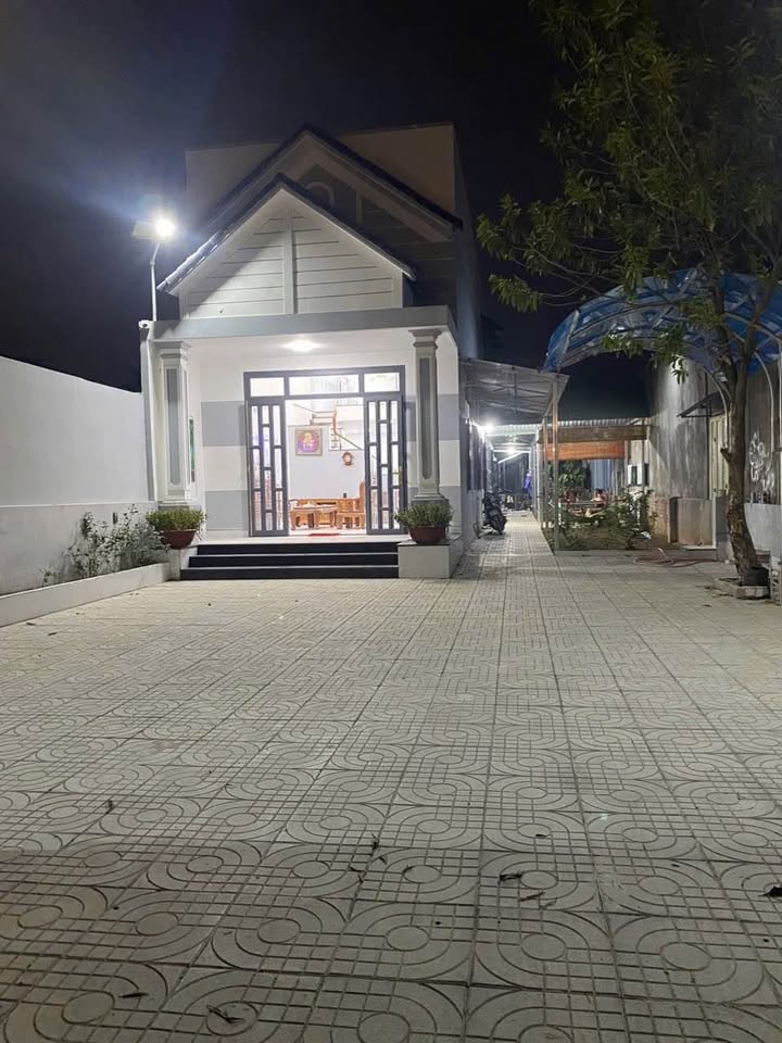 Nhà Trảng Dài 180m² giá 5.5 tỷ - Chính chủ bán gấp!