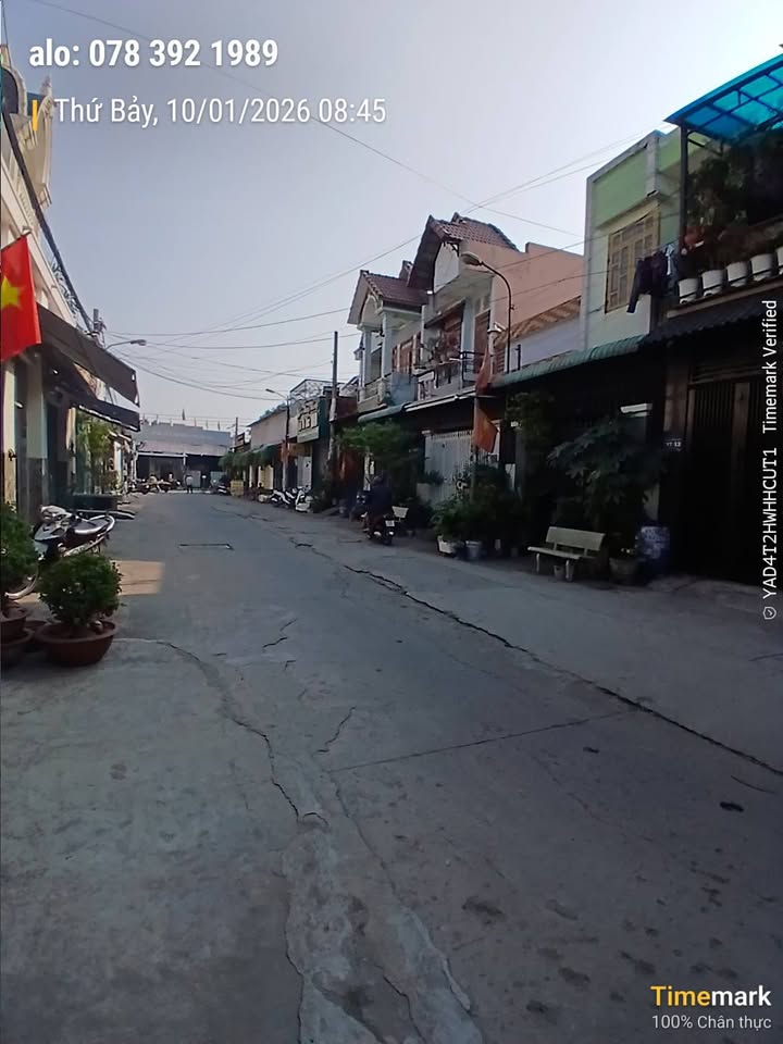 Nhà mặt tiền đường Nguyễn Thị, Tân Đông Hiệp, 70m² giá 4.5 tỷ - Sẵn sàng kinh doanh!