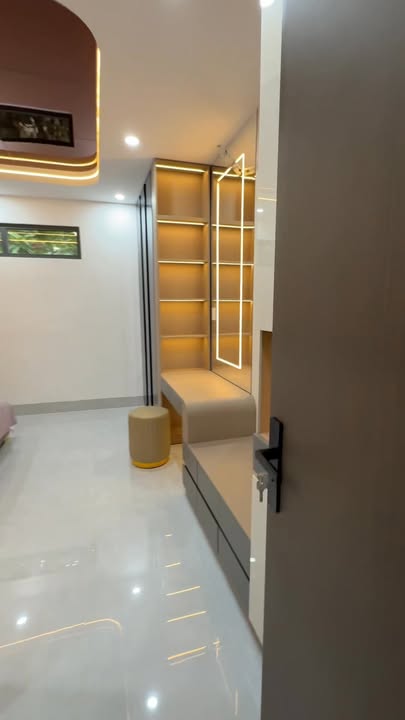 Nhà 1 trệt 1 lầu 220 Cách Mạng Tháng 8 72.5m² giá 3.68 tỷ - Full nội thất cao cấp!