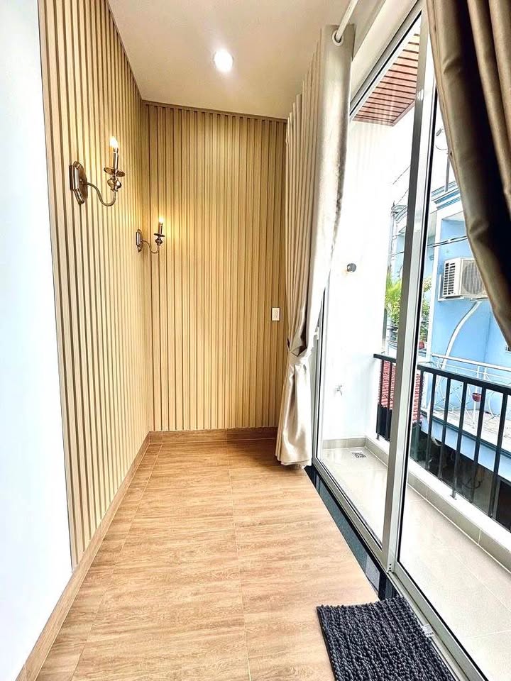 Nhà đẹp Tân Phú 32m² giá 5.5 tỷ - Full nội thất, chính chủ!