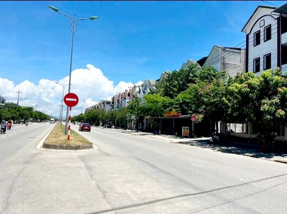 Shophouse 4 tầng tại Greencity, Bình Chánh 126m² giá 5.3 tỷ - Mặt tiền kinh doanh sầm uất!