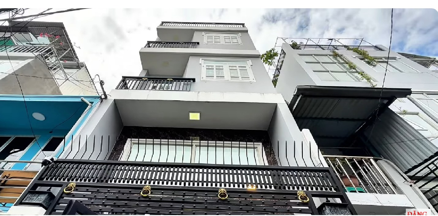 Nhà 5 tầng Quận Bình Thạnh 61m² giá 10.9 tỷ - Thiết kế hiện đại, thuận tiện kinh doanh!