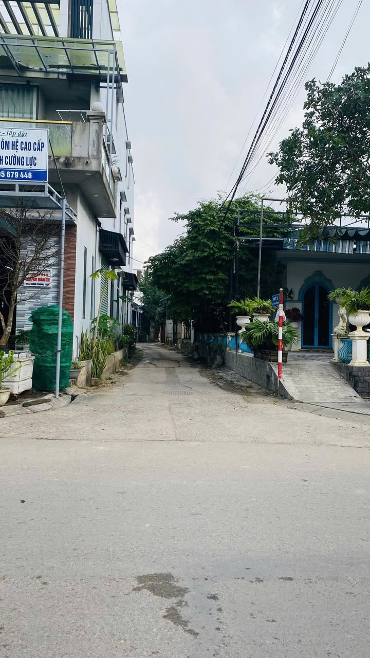 Đất 2 mặt tiền tại Thị xã Quảng Trị 105m² - Vị trí đắc địa, tiện ích xung quanh!