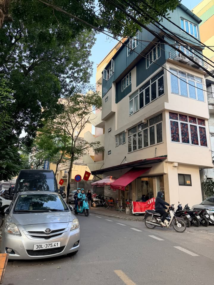 Nhà phố Lò Đúc, Quận Hai Bà Trưng, 45m² giá 9 tỷ - Ô tô đỗ cửa, sẵn sàng ở ngay!