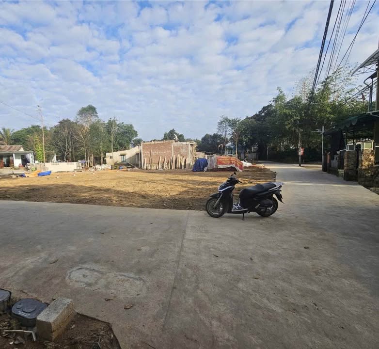 Đất nền Thủy Xuân 100,2m² giá 2,1 tỷ - Pháp lý rõ ràng, ô tô vào tận nơi!