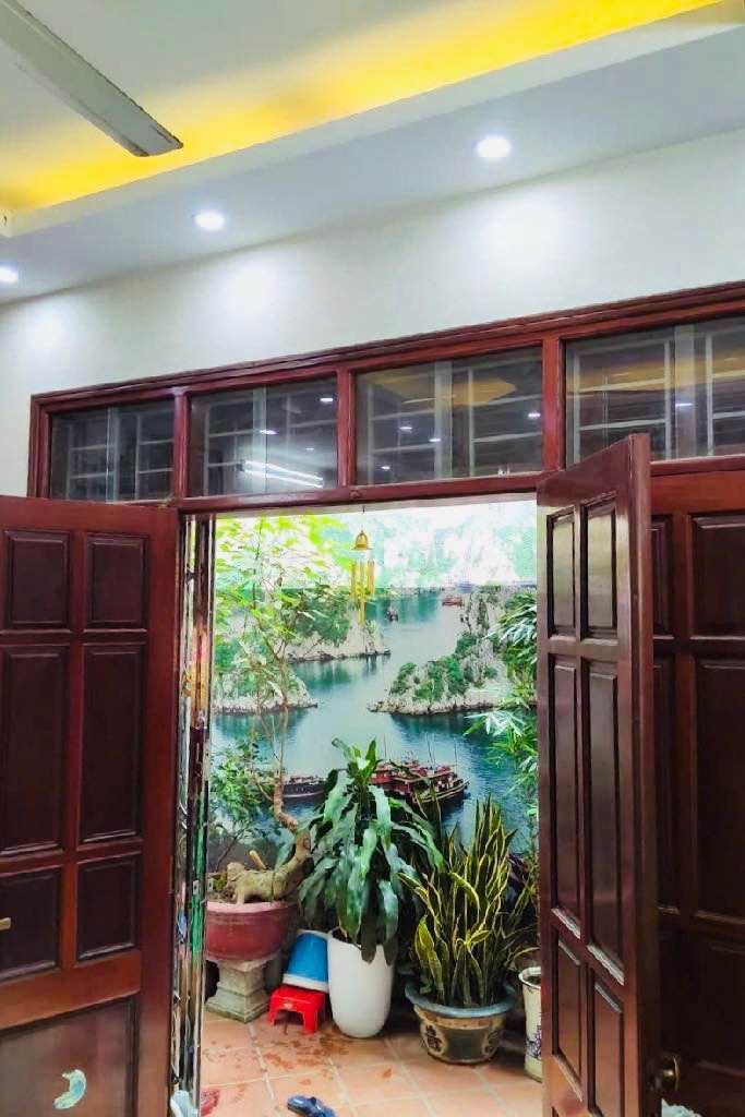 Nhà phố Lụa 200m² giá 9 tỷ - Thiết kế hiện đại, sẵn sàng ở ngay!