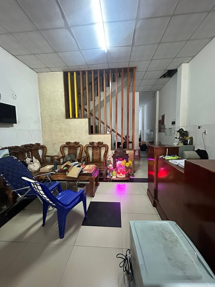 Nhà nghỉ cho thuê mặt tiền Đống Đa, Quy Nhơn 15 phòng chỉ 20 triệu - Full nội thất, chốt nhanh!