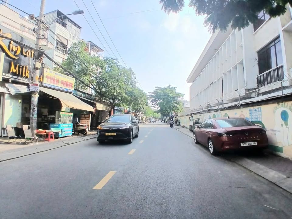 Đất mặt tiền Hồ Bá Phấn, Phước Long A, Thủ Đức 204m² giá 31 tỷ - Đầu tư sinh lời tối ưu!