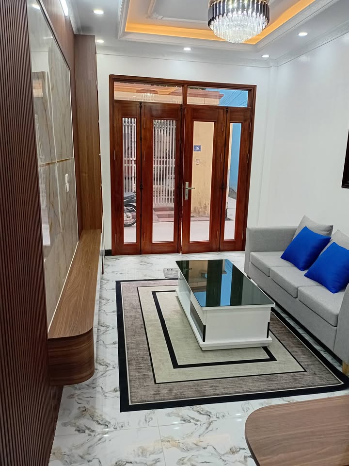 Nhà phố Nam Dư Hai Bà Trưng 37m² giá 8.5 tỷ - Sổ đẹp vuông vức, nội thất sang trọng