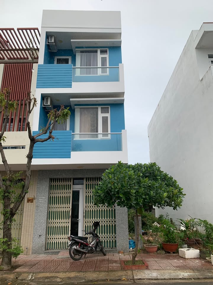 Nhà nguyên căn 3 tầng tại Hà Quang 2, Nha Trang - Cơ hội thuê lý tưởng!