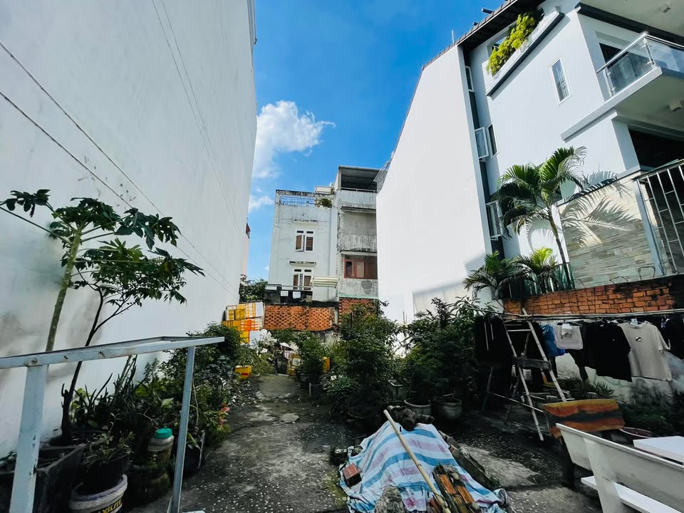 Đất thổ cư Hoàng Diệu 2, Linh Chiểu, Thủ Đức 73m² giá 5.65 tỷ - Sẵn sàng xây dựng mới!