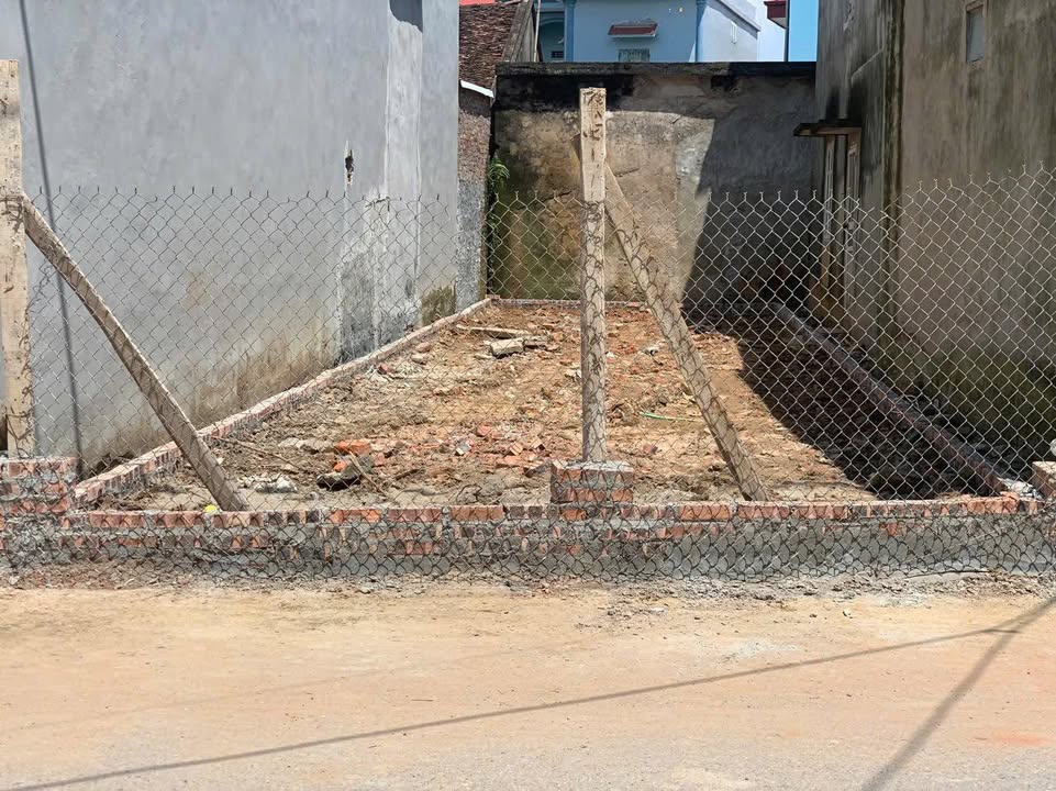 Đất thổ cư Vân Đình 70.6m² giá 1.xx tỷ - Vị trí đẹp, giao thông thuận lợi!