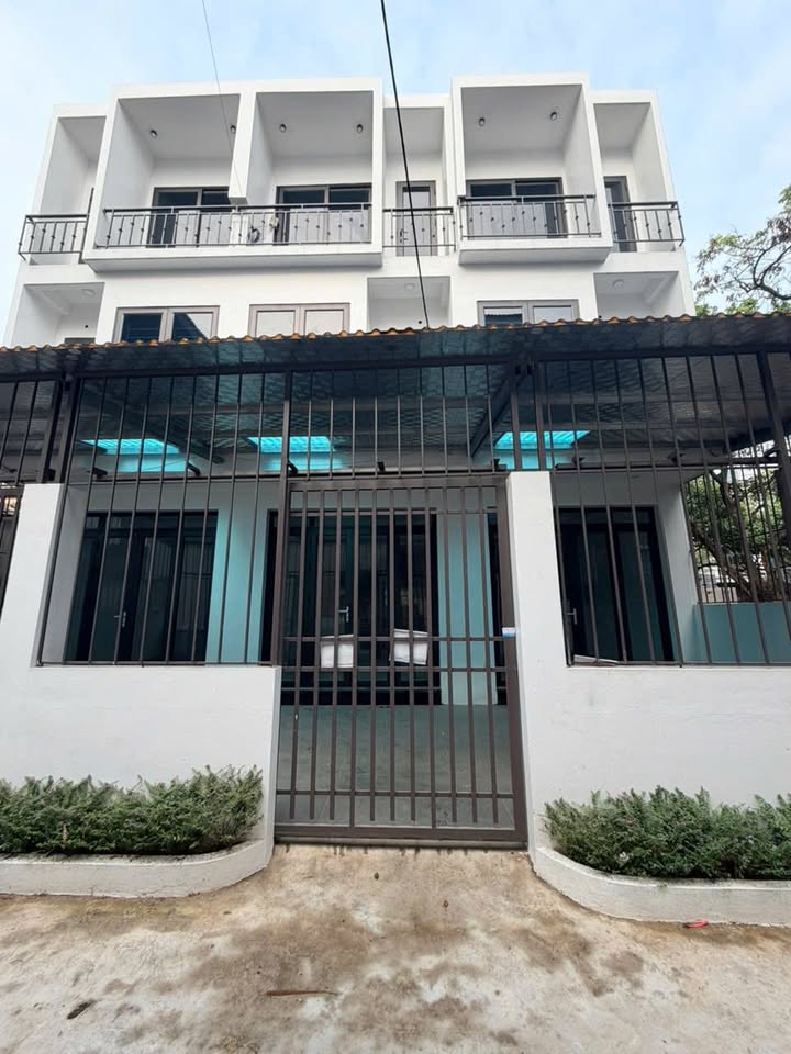 Nhà góc Phượng Đồng, Chương Mỹ 50m² giá 4.45 tỷ - Thiết kế hiện đại, ô tô vào tận nơi!