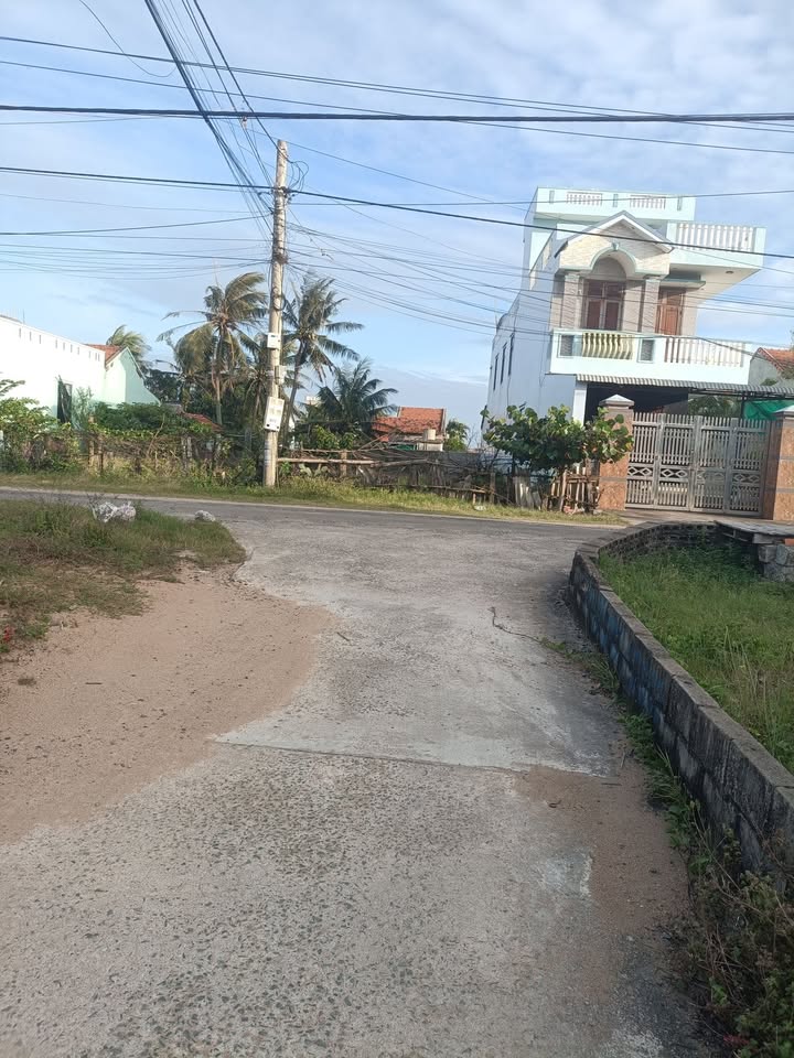 Lô đất mặt biển Lò 2, Phú Thọ 2, 65m² giá 1.2 tỷ - Cơ hội đầu tư tuyệt vời!