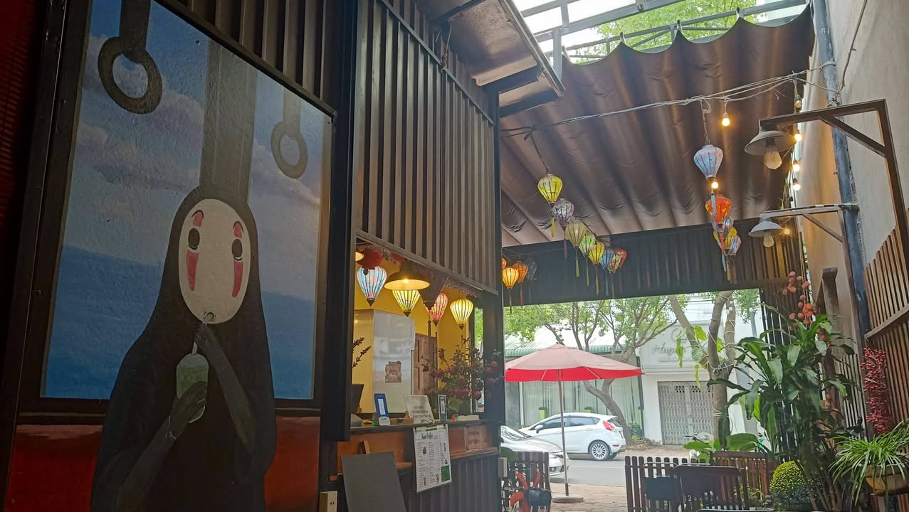 Quán cà phê - trà sữa mặt tiền Lê Duẩn 100m² - Sang nhượng gấp dịp Tết!