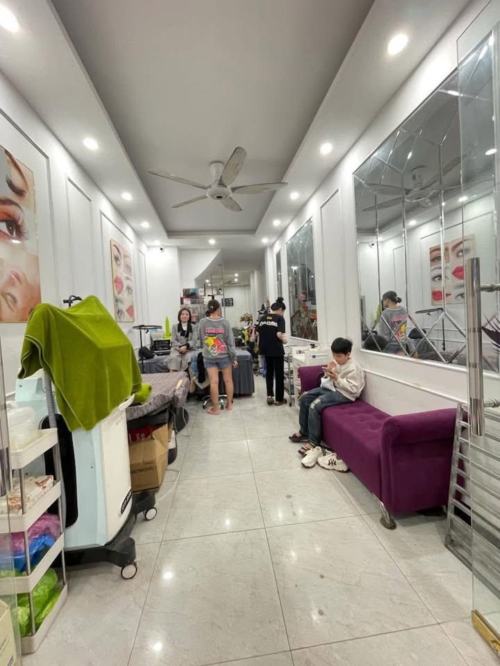 Nhà mặt ngõ Gốc Đề, 40m² giá 12 tỷ - Thiết kế hiện đại, ô tô vào tận nơi!