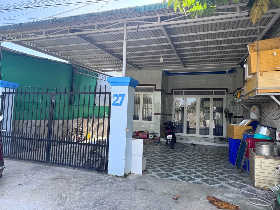 Nhà cấp 4 mặt tiền Nguyễn Thông 375m² giá 1.x tỷ - Sổ hồng công chứng nhanh gọn!