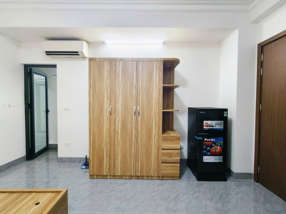 Nhà cho thuê Cổ Nhuế, Bắc Từ Liêm 3.7 triệu - Nhà mới full đồ, ban công thoáng mát!