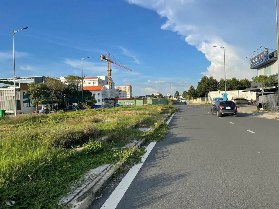 Đất nền khu Golden, Nguyễn Hoàng, 120m² - View công viên tuyệt đẹp!