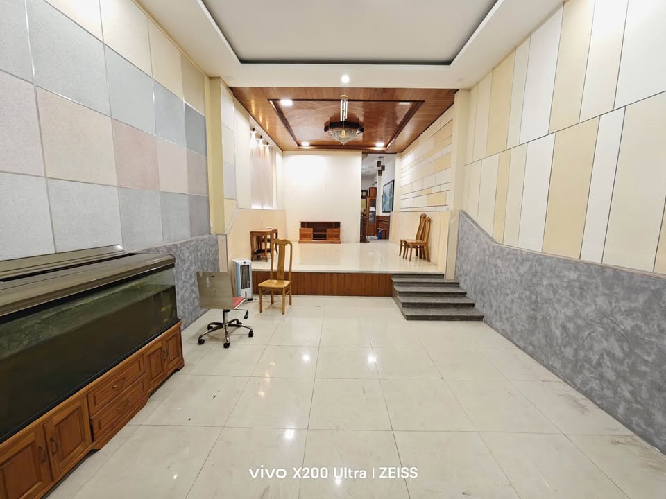 Nhà mặt tiền Lê Hồng Phong, Phước Long 110m² giá 14 triệu - Phù hợp cho văn phòng hoặc dạy học!