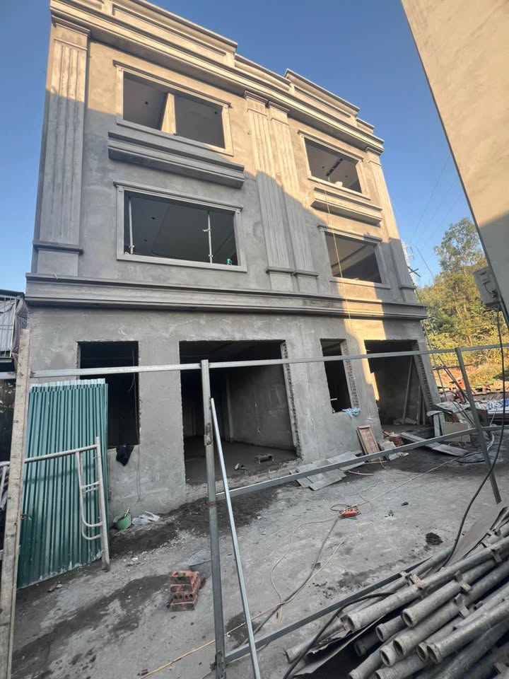 Nhà 3 tầng gần đường 337 Trần Phú, Hà Khánh 50m² giá 2.68 tỷ - Chính chủ bán gấp!