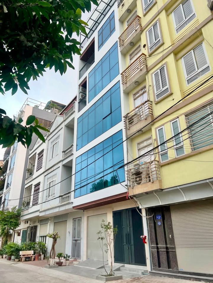 Nhà nguyên căn cho thuê tại Vũ Trọng Khánh, 80m² giá thỏa thuận - Phù hợp văn phòng và gia đình!