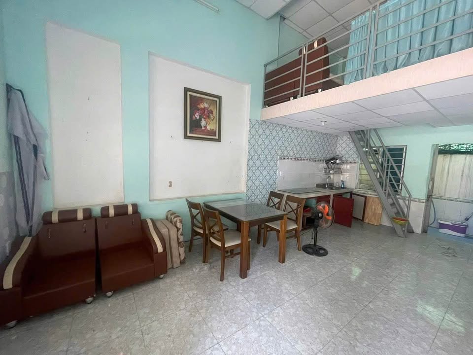 Nhà cho thuê tại Lưu Chí Hiếu, Vũng Tàu 2PN giá 5 triệu - Không thể bỏ lỡ!