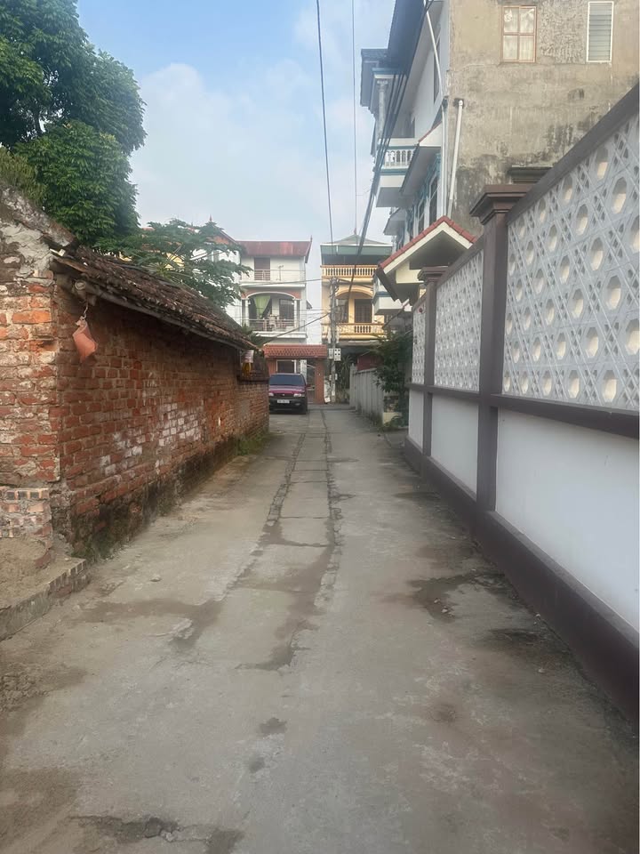 Đất thổ cư thôn Giao Tất A Kim Sơn 44.5m² giá 2.5 tỷ - Đường rộng trải nhựa, gần chợ