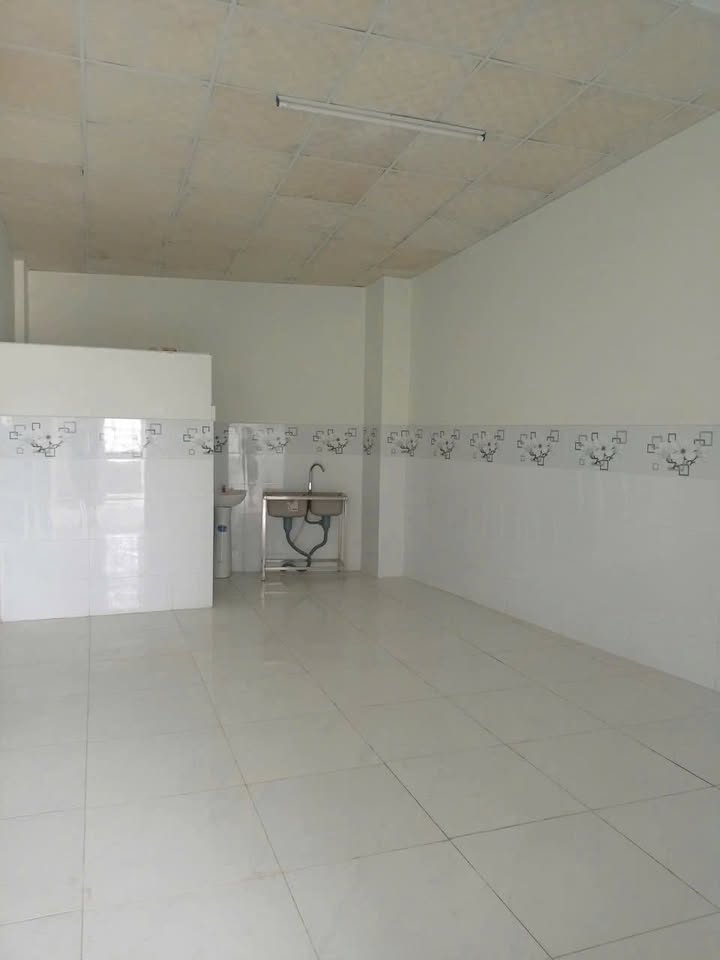 Nhà cho thuê tại Phước Hậu, 80m² giá 3.5 triệu - Kinh doanh thuận lợi!