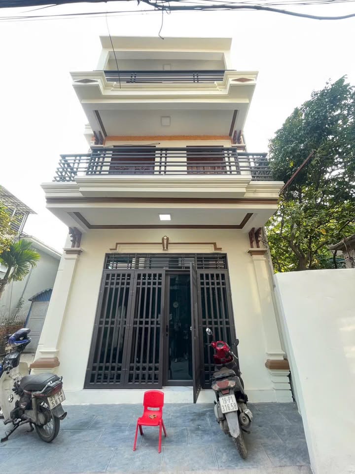 Nhà 3 tầng Khu 6A, Việt Trì 85m² giá 3.5 tỷ - Vị trí trung tâm thuận tiện!