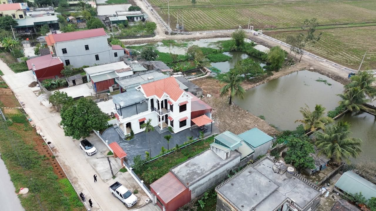 Bán nhà vườn Thanh Tân, Hà Nam 1.415m² giá 7,5 tỷ - Không khí trong lành, view đẹp!