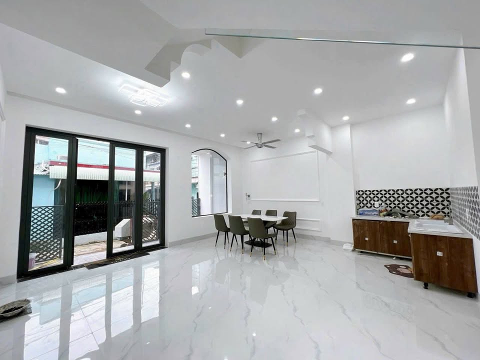 Nhà 1 Trệt 1 Lầu Phường Tam Hiệp 63m² giá 3.25 tỷ - An ninh tốt, gần Nhà Thờ Bùi Vĩnh!