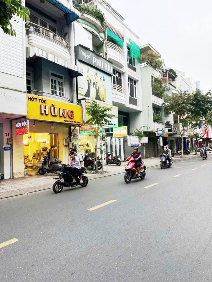 Shophouse Tân Vĩnh Q.4 36m² giá 5.2 tỷ - Kinh doanh thuận lợi ngay!